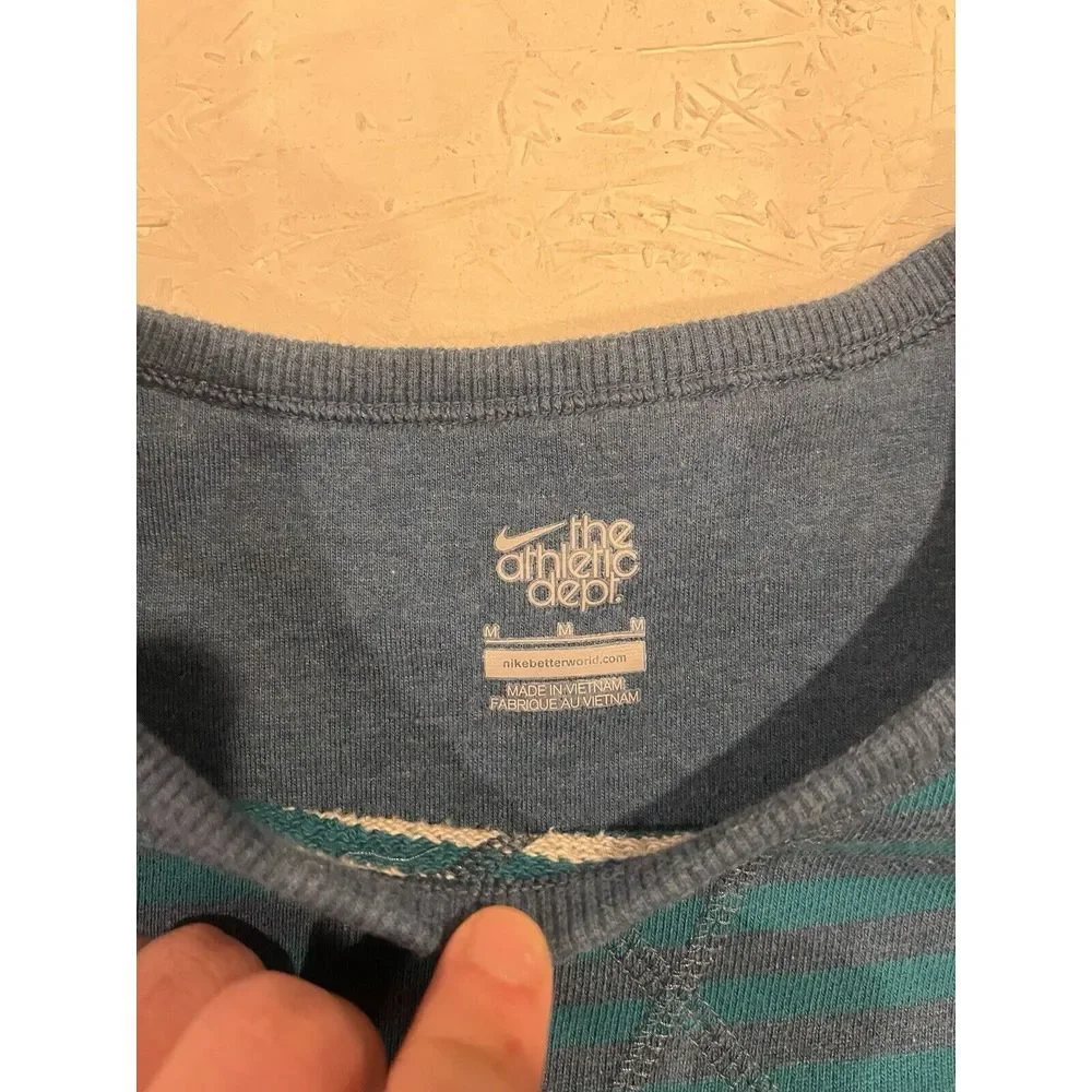 Nike The Athletic Dept Sweatshirt M Retro Stripe Crew Neck Blue Teal Athleisure‎
